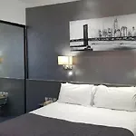 Отель Boreal 3*